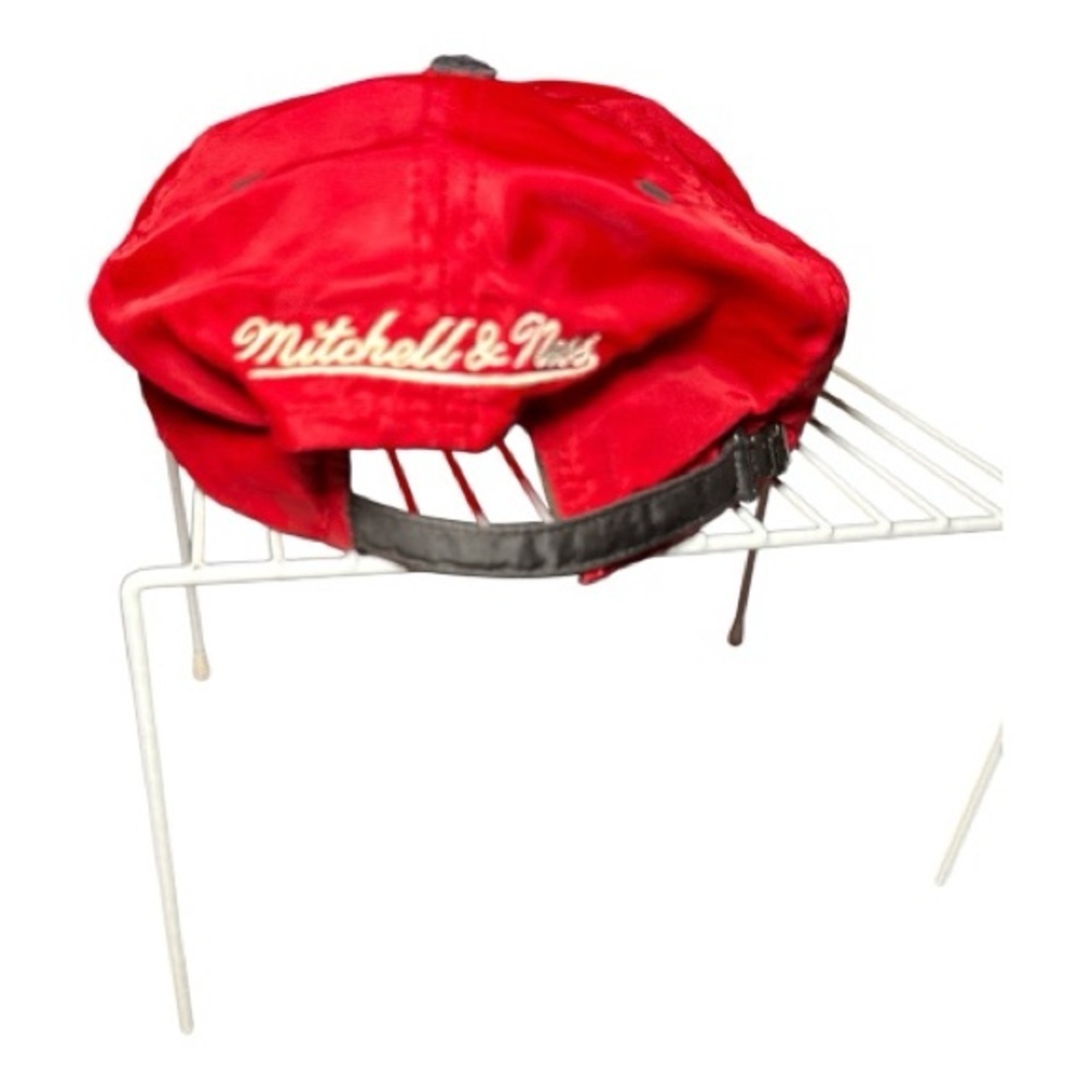 Chicago Bulls Vintage 2013 Mitchell & Ness Snapback Hat - Picture 2 of 13